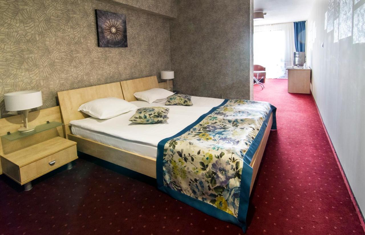 Plaza Hotel Варна Екстер'єр фото